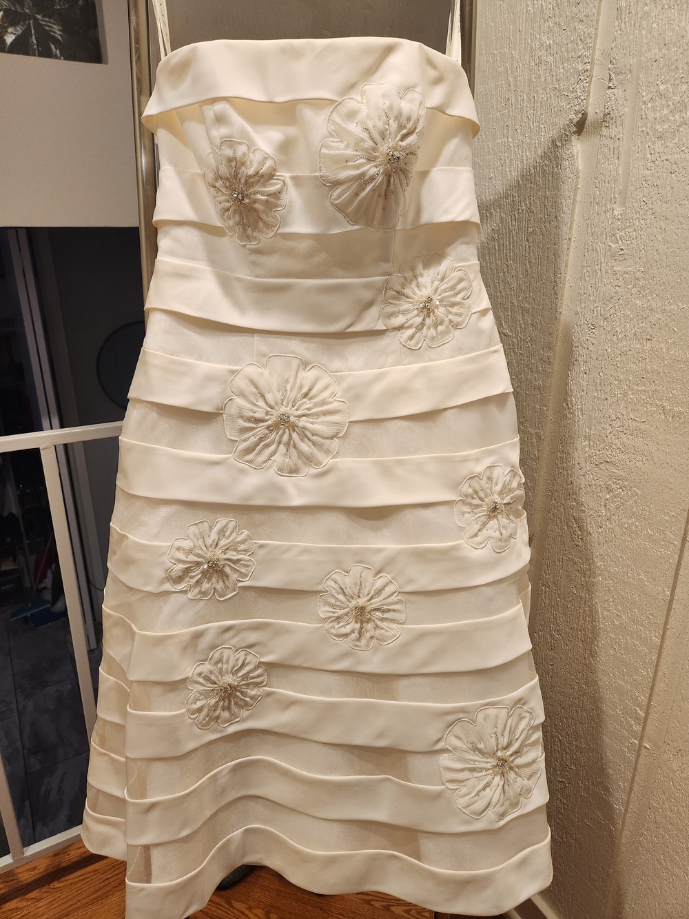 David's Bridal Ivory Galina Dress Label Photo